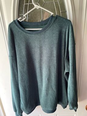 Green Ribbed Crewneck Sweatshirt